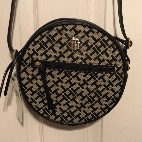 tommy sling bag price